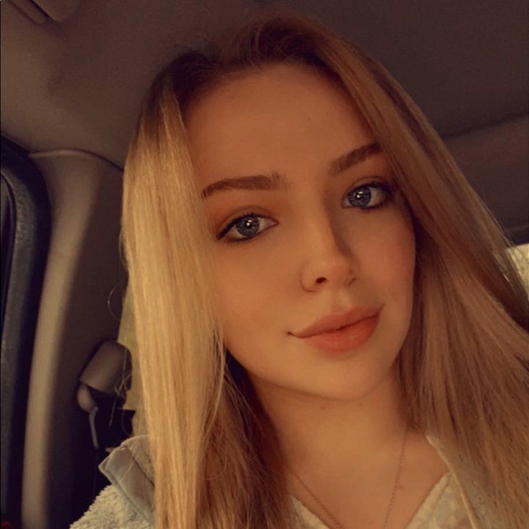 Meet your Posher, Autumn - Picture 1 of 1